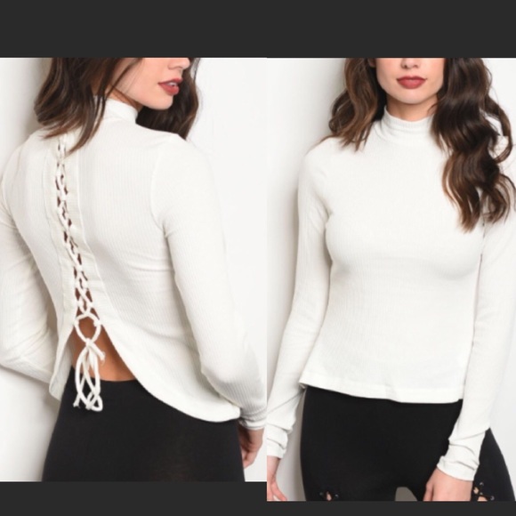 🆕 Off White Back Lace up Top - Picture 1 of 4